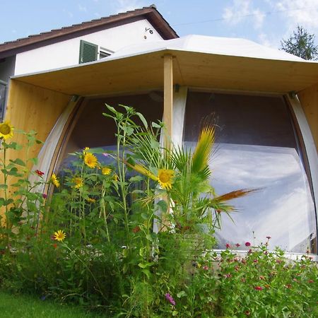 Ferienwohnung Rose-Marie'S Paradies Aesch Exterior foto