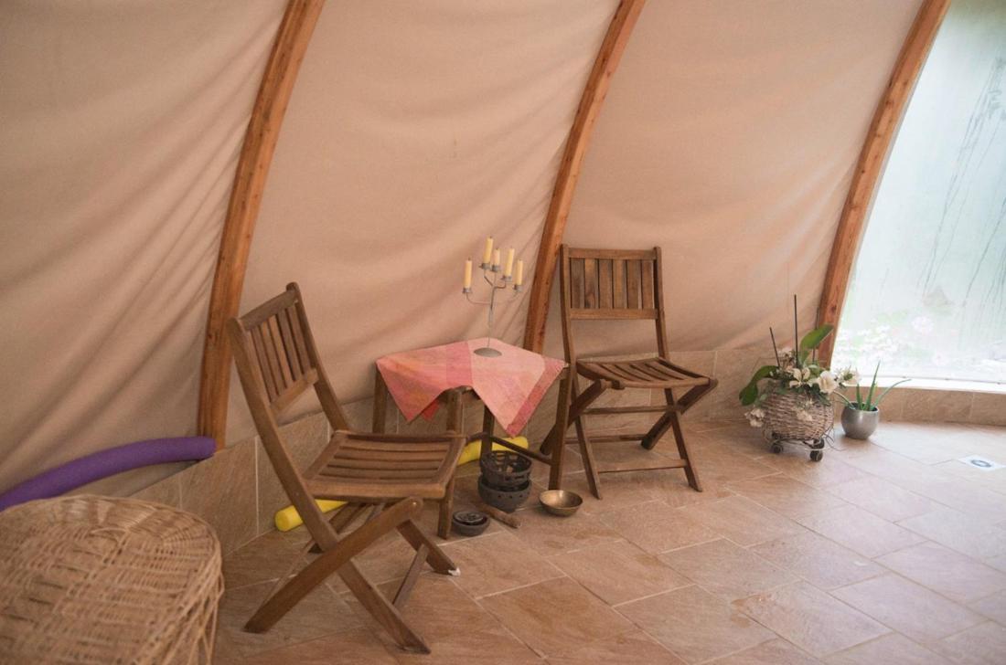 Ferienwohnung Rose-Marie'S Paradies Aesch Exterior foto